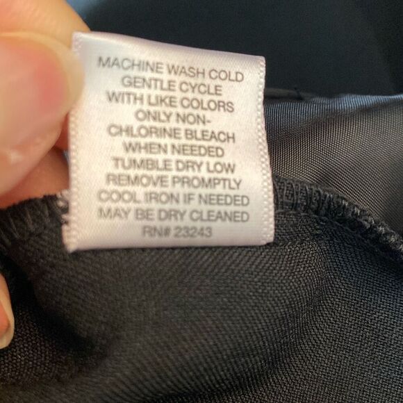 New York & Company black dress pants size 6 - Picture 9 of 10